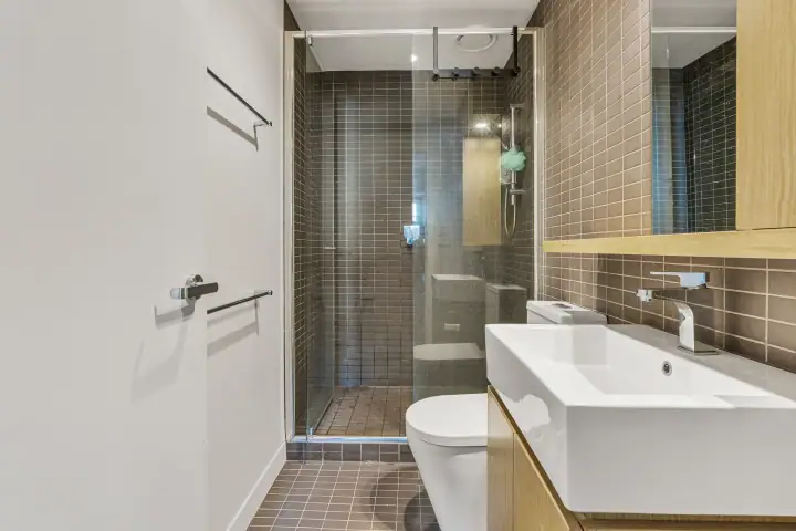 Bedroom or bathroom, St Kilda