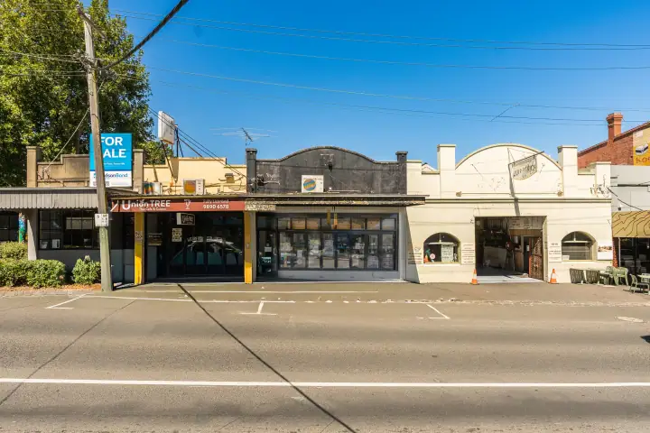 Commercial property, Surrey Hills