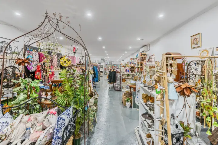 Commercial property, Upper Ferntree Gully