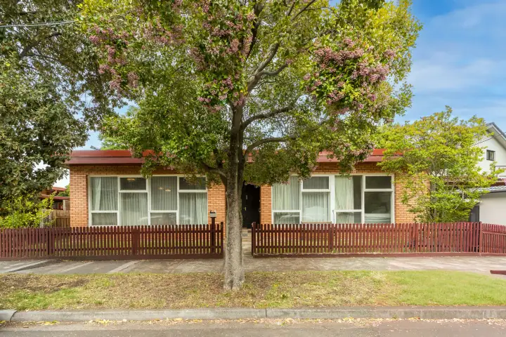 Exterior, St Kilda East