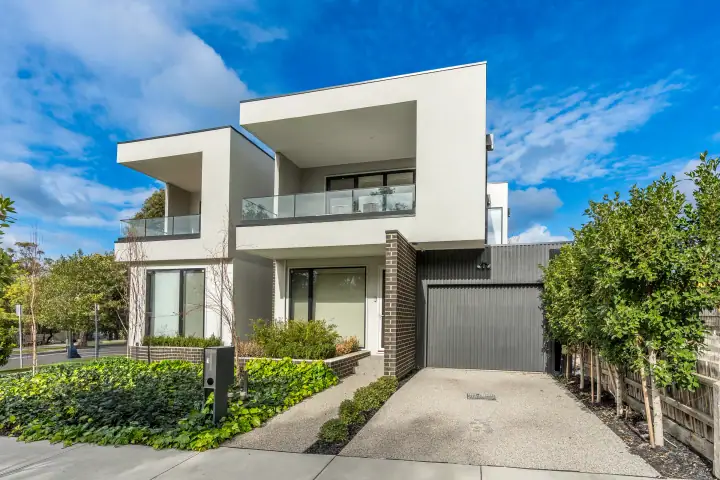 Exterior, Yarraville