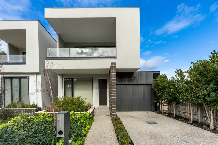 Exterior, Yarraville