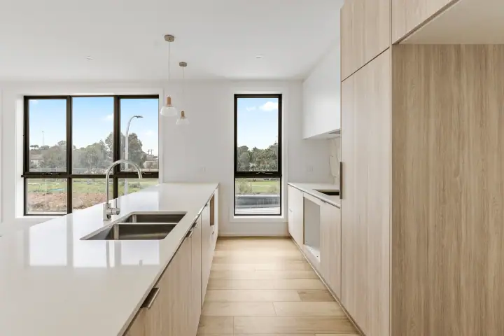 Kitchen, Sunshine North