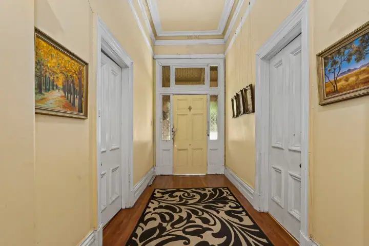 Living and dining room, Balaclava