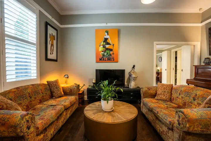 Living and dining room, Carnegie