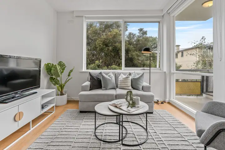 Living and dining room, Elwood