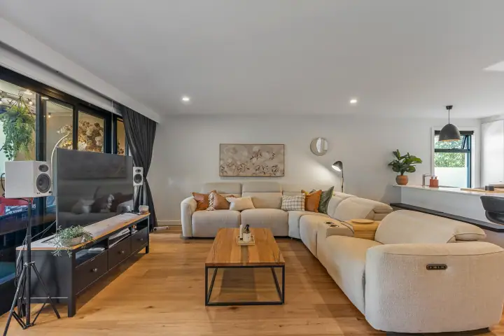 Living and dining room, Frankston