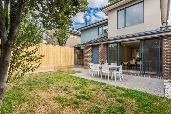 Outdoor living, Brighton East